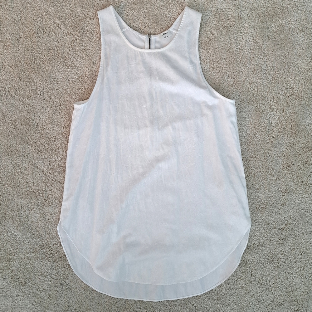 WILFRED Aritzia White Top Blouse Zipper Sleeveless
